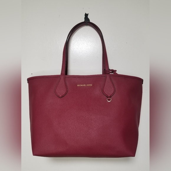 Michael Kors Handbags - Michael Kors Cameron Large Reversible Tote Bag